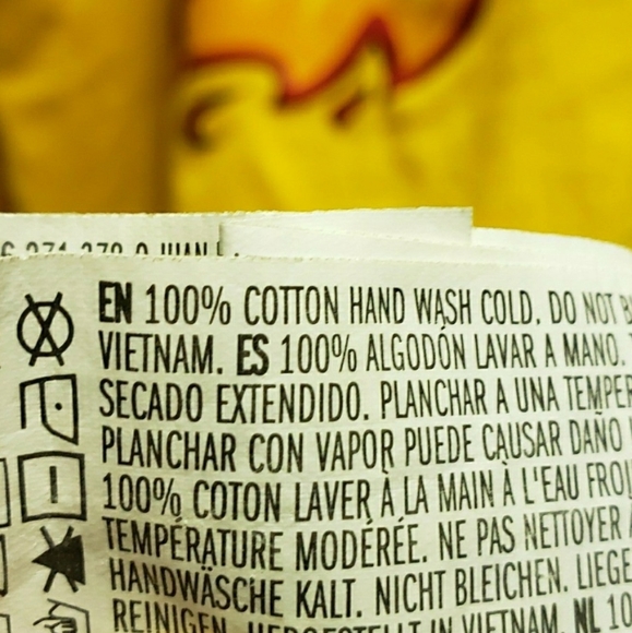 Flaming Hot Cheetos Long Sleeve graphic tee shirt medium womens - Picture 6 of 6